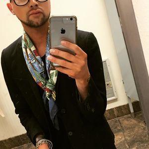 Meet your Posher, Phillip